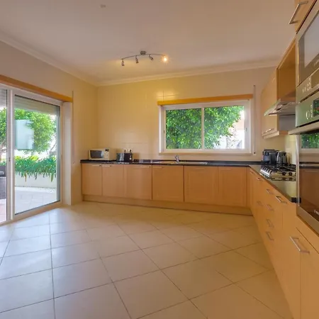 Townhouse T4 Vista Mar Ferienhaus *