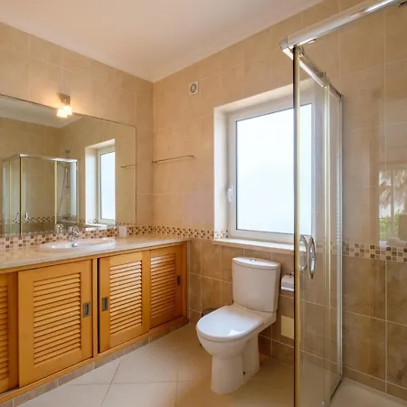 Townhouse T4 Vista Mar Ferienhaus